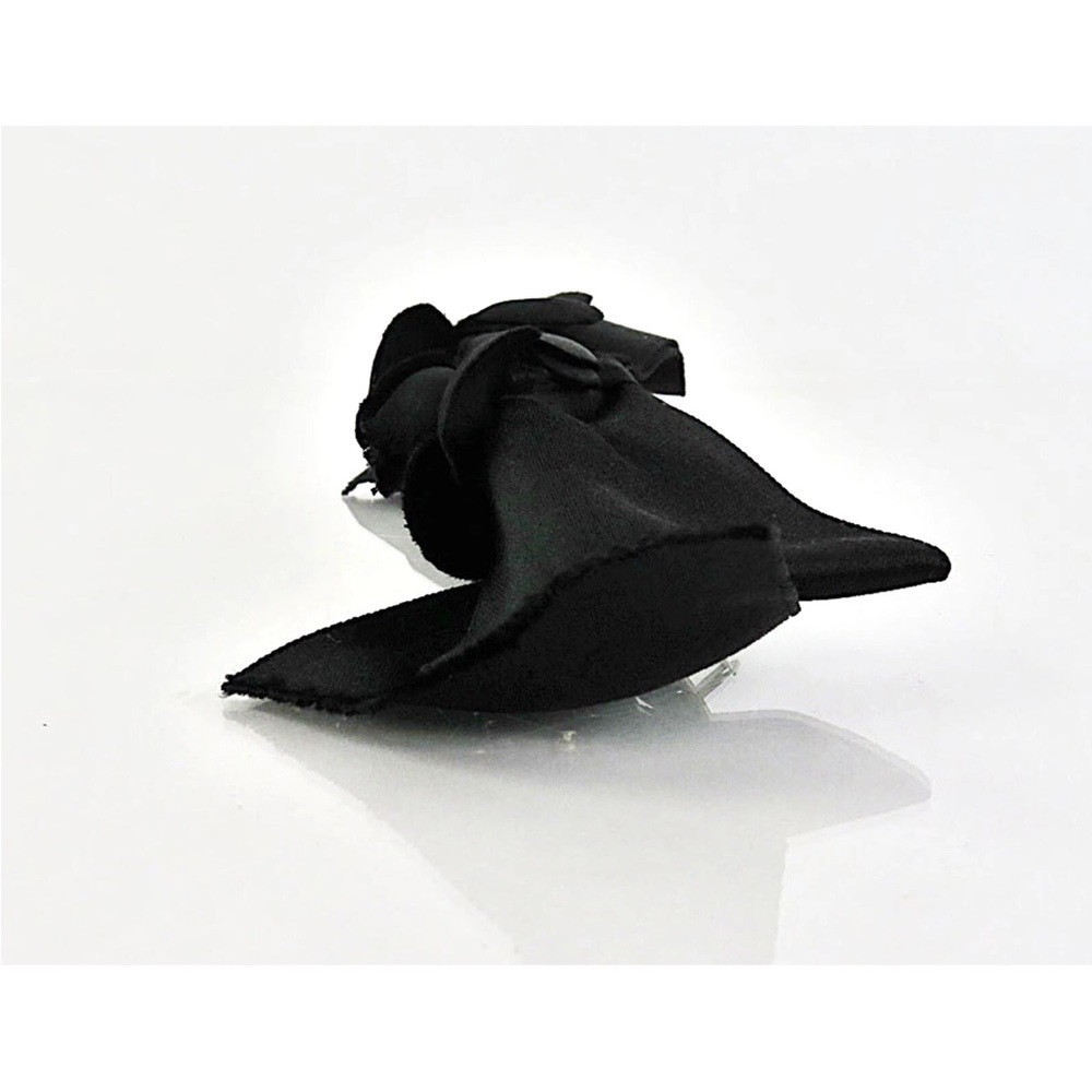 CHANEL Elegant Black Satin Hair Bow - Picture 4 of 9